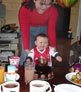 laat me alles nou even aanraken mam